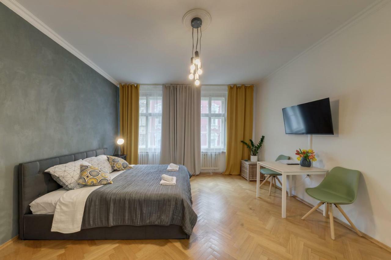 Nejedleho Apartmeet Prag Exteriör bild