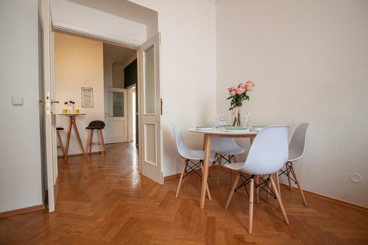 Nejedleho Apartmeet Prag Exteriör bild
