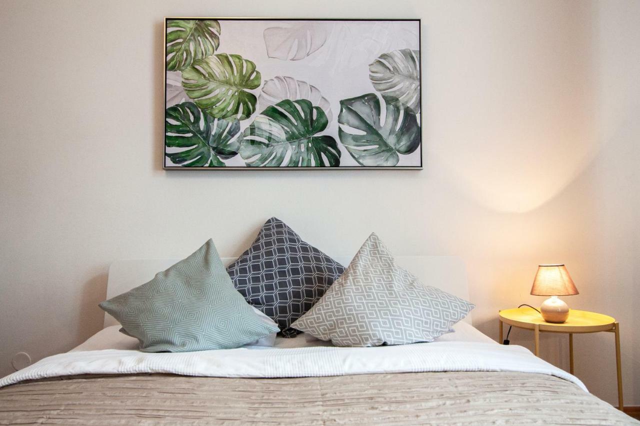 Nejedleho Apartmeet Prag Exteriör bild