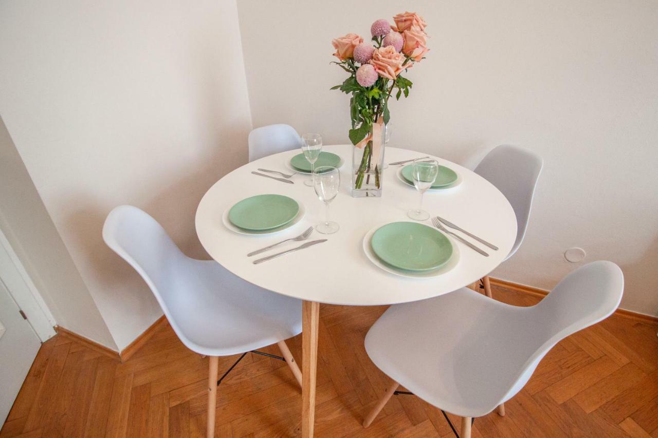 Nejedleho Apartmeet Prag Exteriör bild