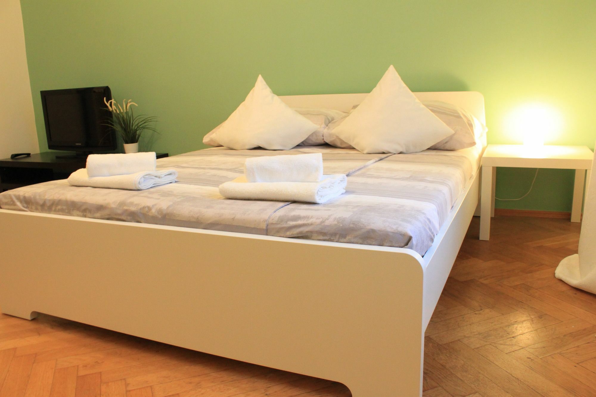 Nejedleho Apartmeet Prag Exteriör bild